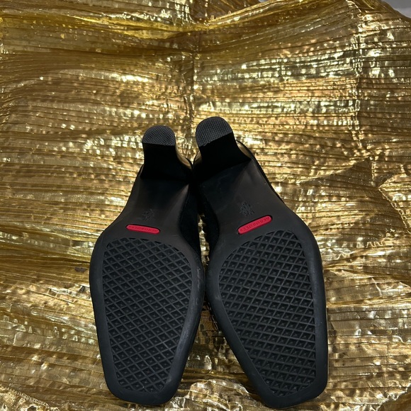 AEROSOLES Black Mules with Decorative Buckle and Rounded Toe - Picture 4 of 7